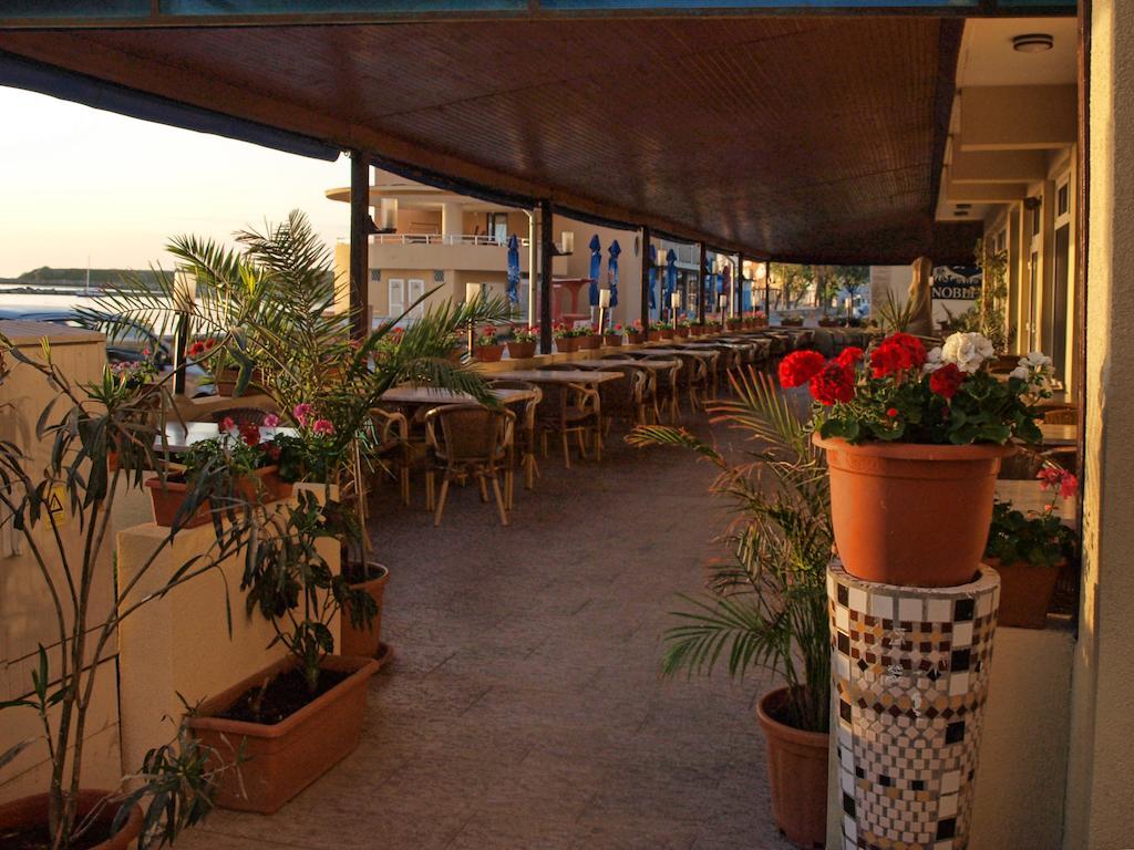 Hotel Dacia Sud Мамая Екстериор снимка